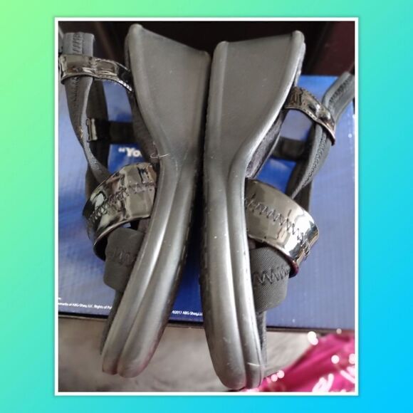 Skechers Womens Black Wedge Heel Slingback Open Toe Slip On Sandals Size 9 - Picture 2 of 5